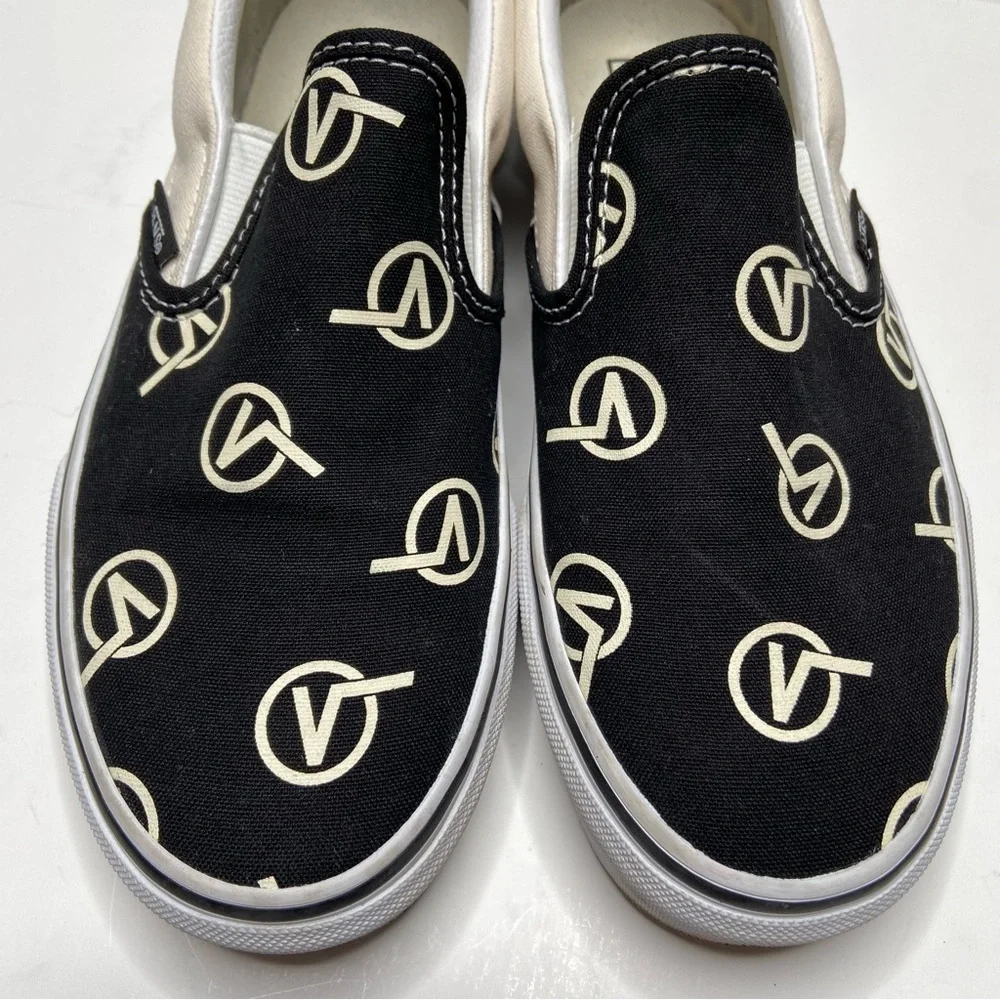 Vans Classic Slip On With Circle V Logo Black and White Size 6.5